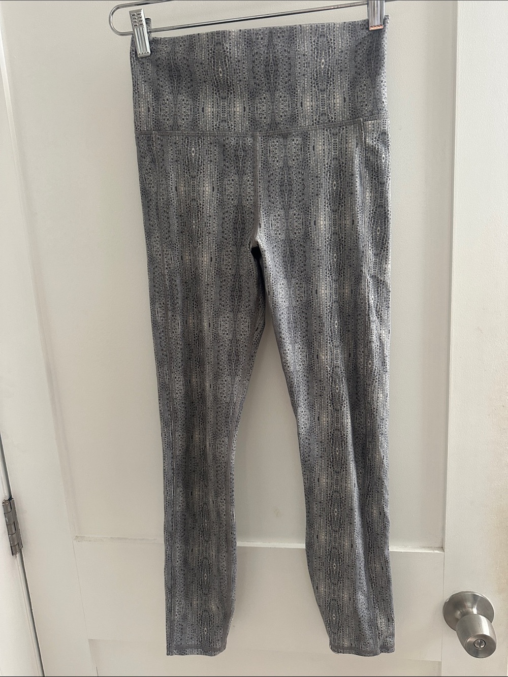 Vuori Gray High-Waist Active Leggings